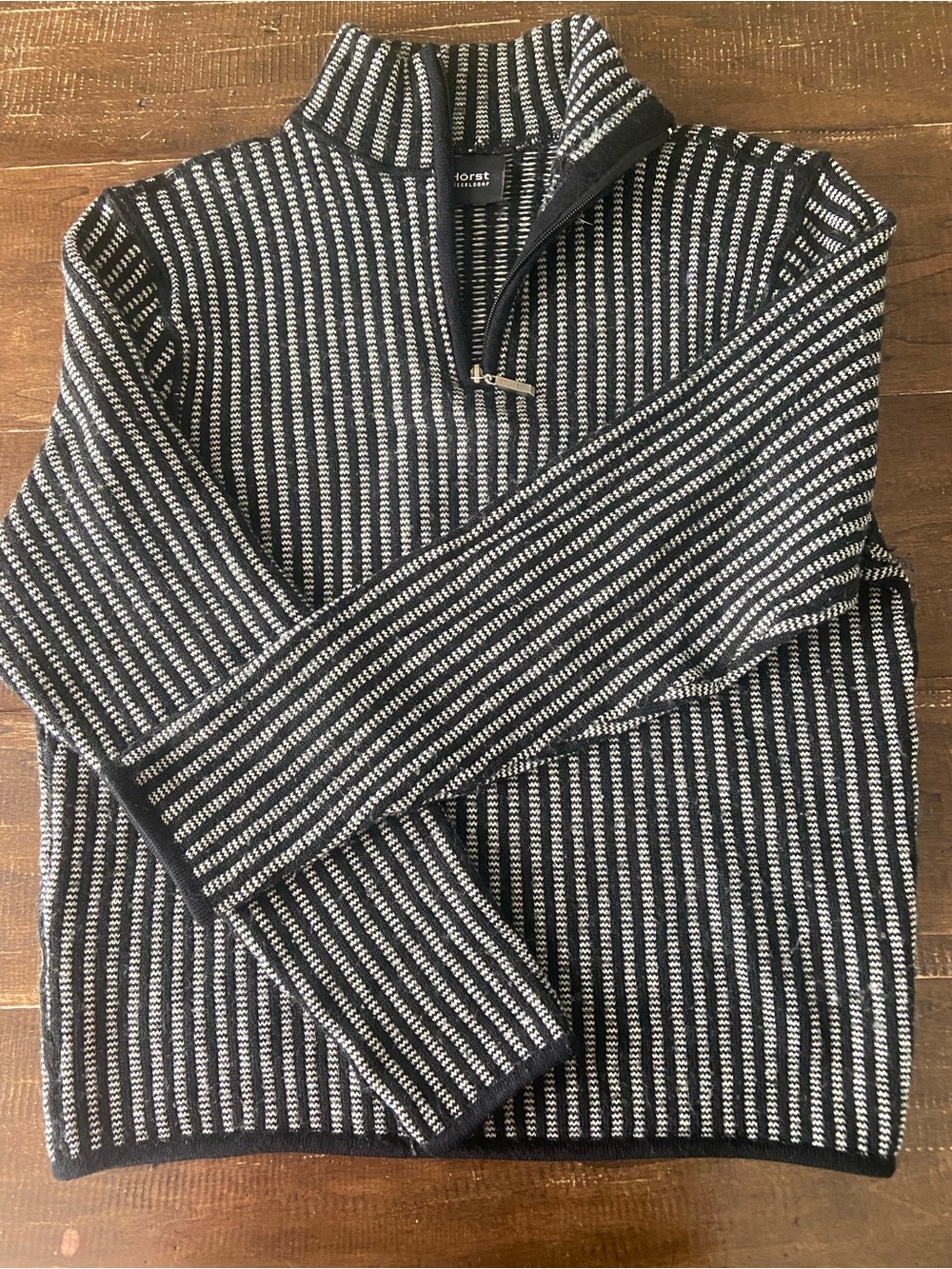 Hörst Düsseldorf Men’s Medium Quarter-Zip Merino Wool Blend Sweater Medium